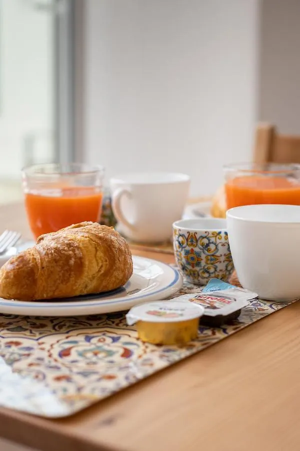 Casa de hóspedes Le Cinque Stanze Palermo Room&Breakfast Itália